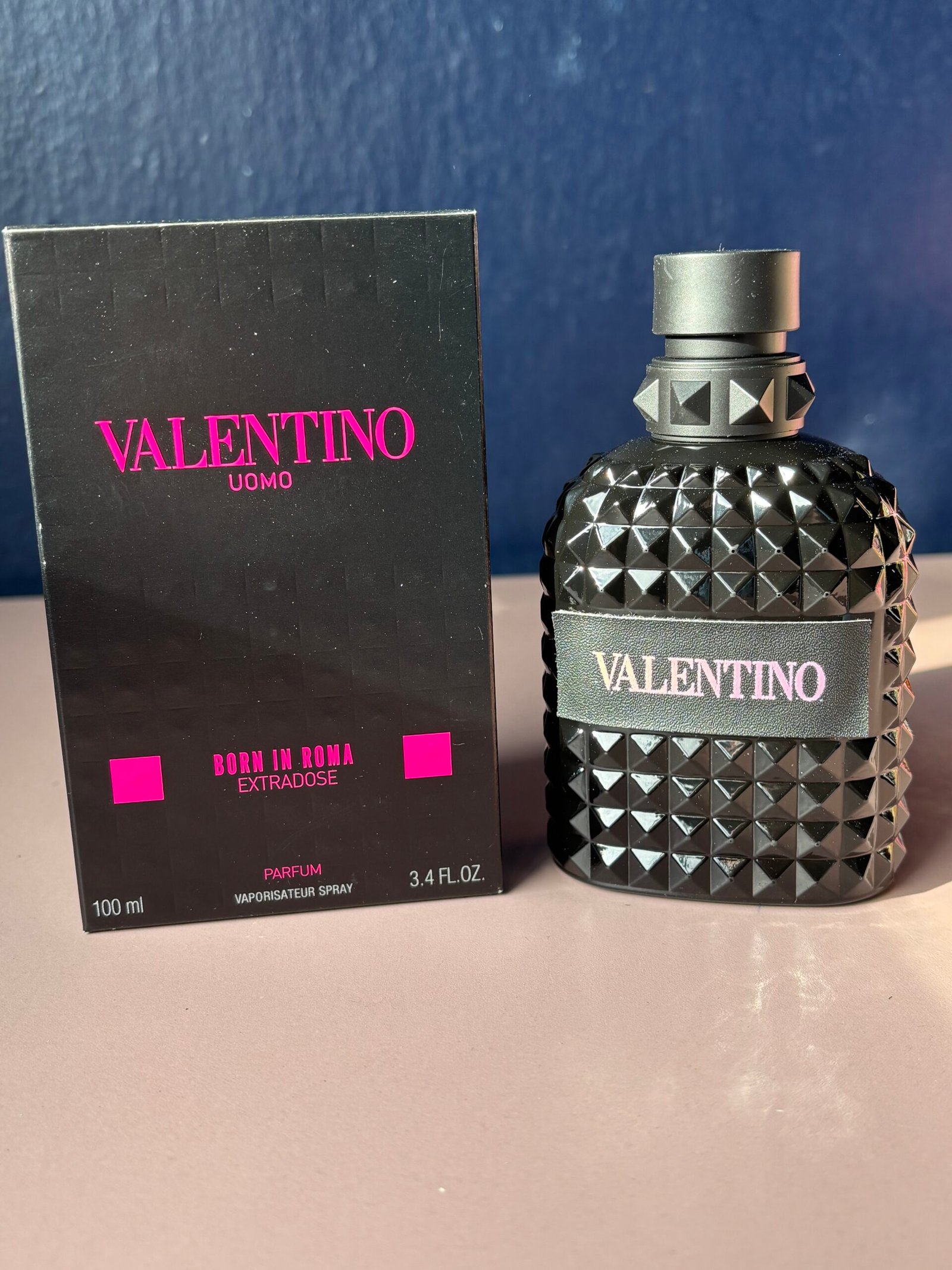 IMG_6342 Valentino Born In Roma Extradose - Imagen 1